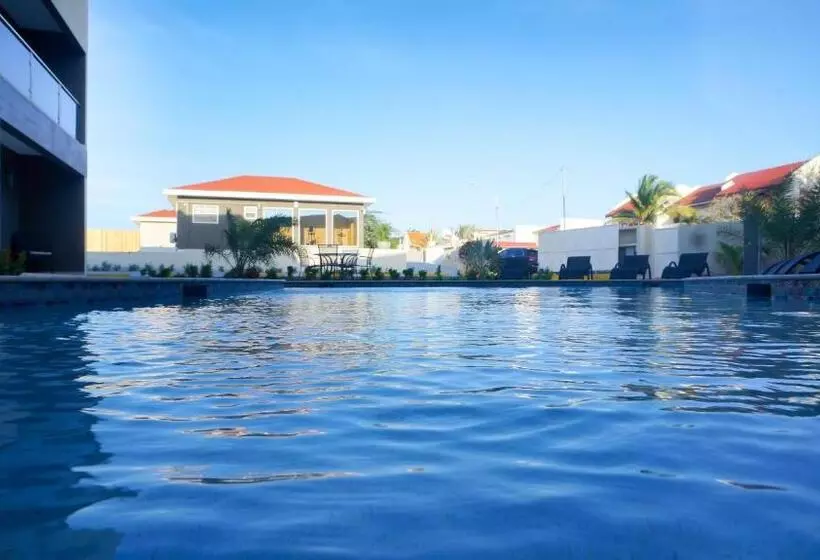 هاستل Rh Boutique Hotel Aruba