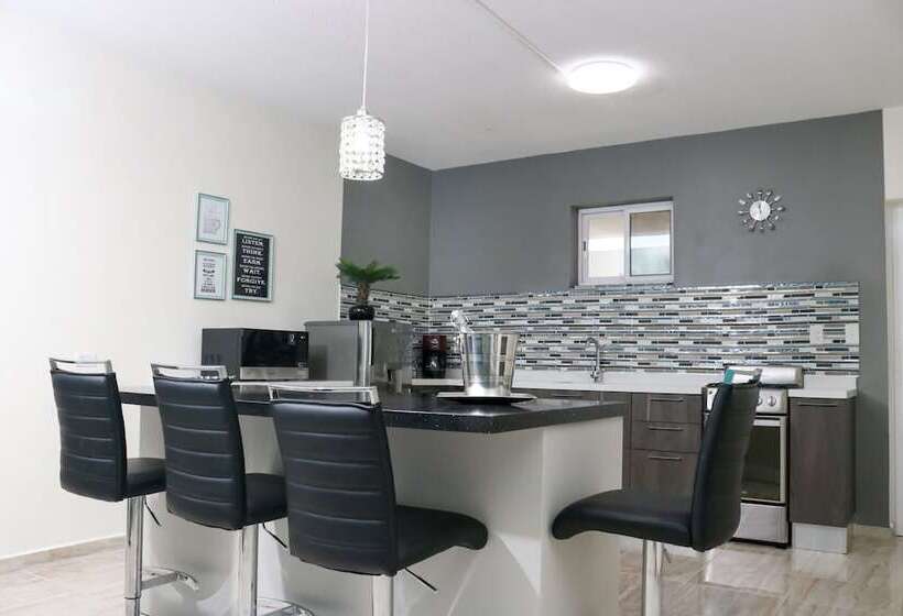 هاستل Rh Boutique Hotel Aruba