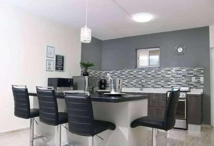 هاستل Rh Boutique Hotel Aruba