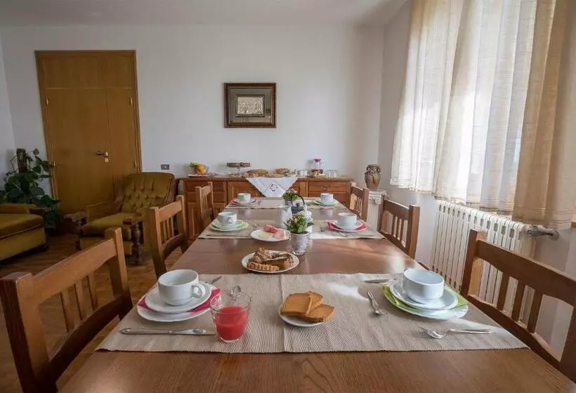 Aamiaismajoitus (B&B) Zia Regina