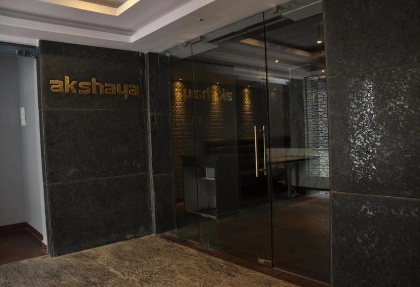 هتل Krishna Residency