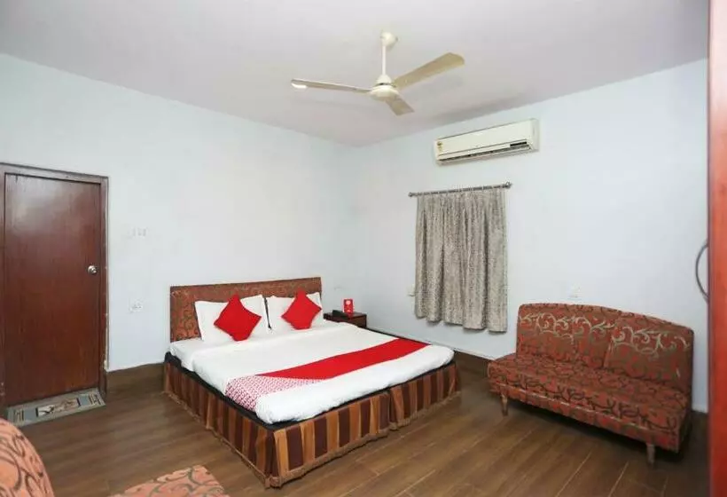 Hotelli Oyo 26626 The Citi Residenci