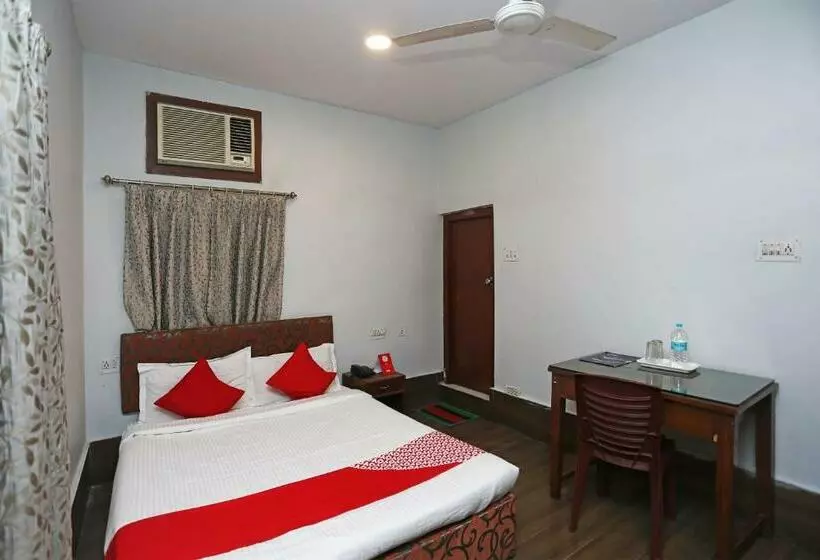 Hotelli Oyo 26626 The Citi Residenci