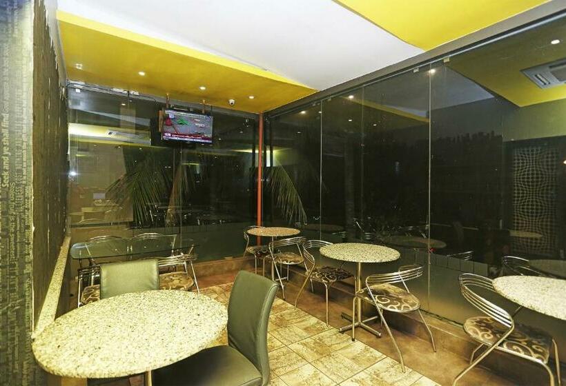 בית מלון כפרי Oyo 26626 The Citi Residenci