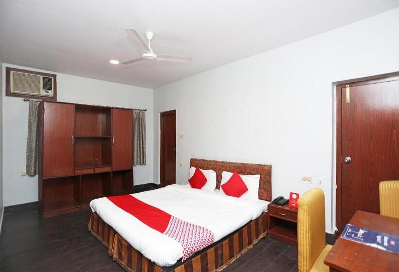 בית מלון כפרי Oyo 26626 The Citi Residenci