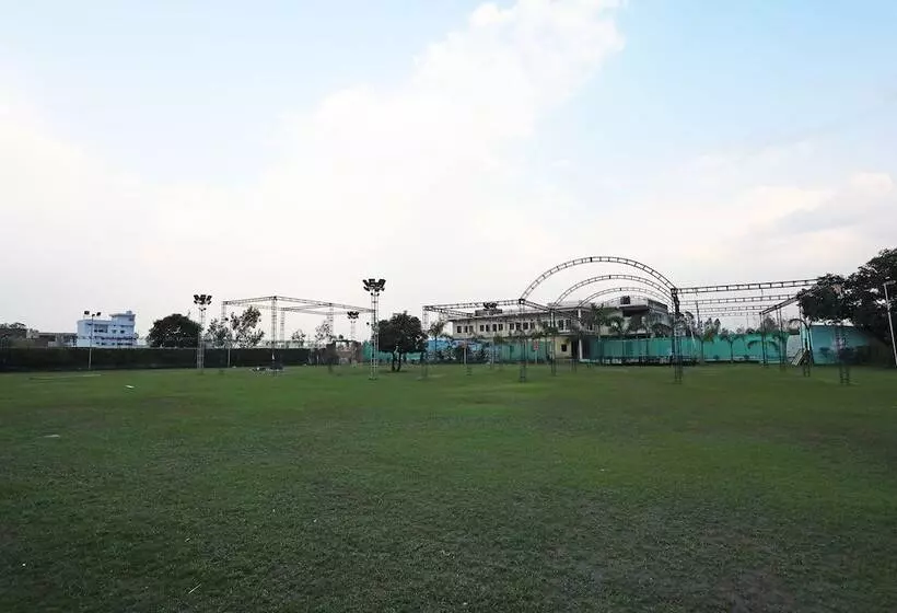 ホテル Oyo 30933 Moriya Palace