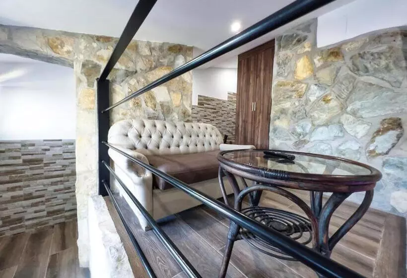ホテル Posada Rural Spa Granja La Tejera De Lozoya