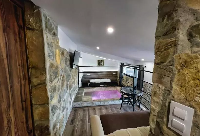 ホテル Posada Rural Spa Granja La Tejera De Lozoya