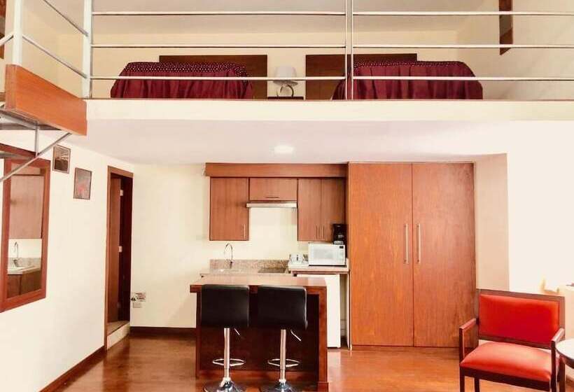 Hotel Tarque & Suites