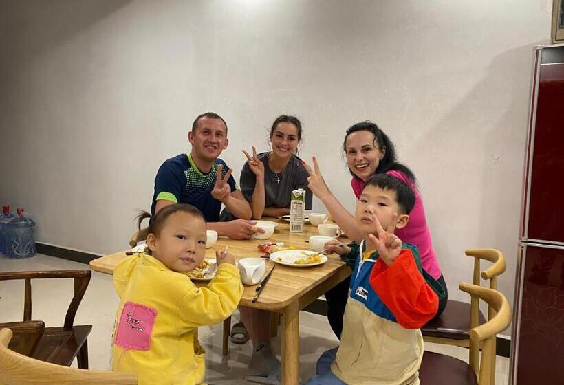 Пансион Easy House