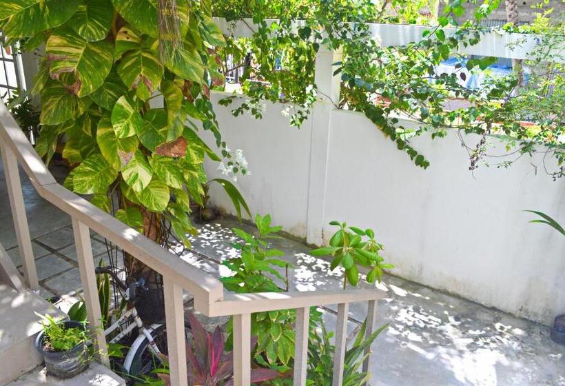 تختخواب و صبحانه Keyla Inn