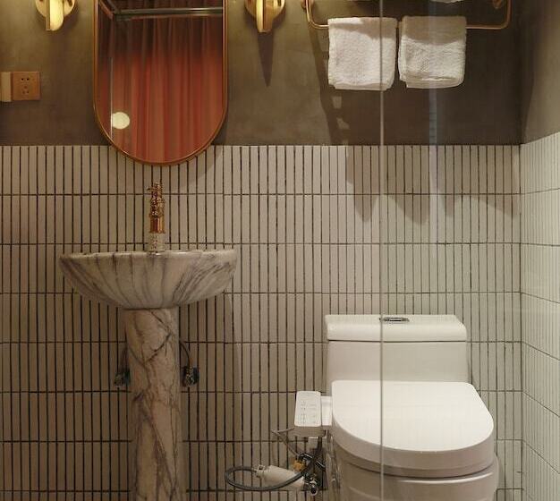 בית מלון כפרי Black Gold Factory Boutique Design