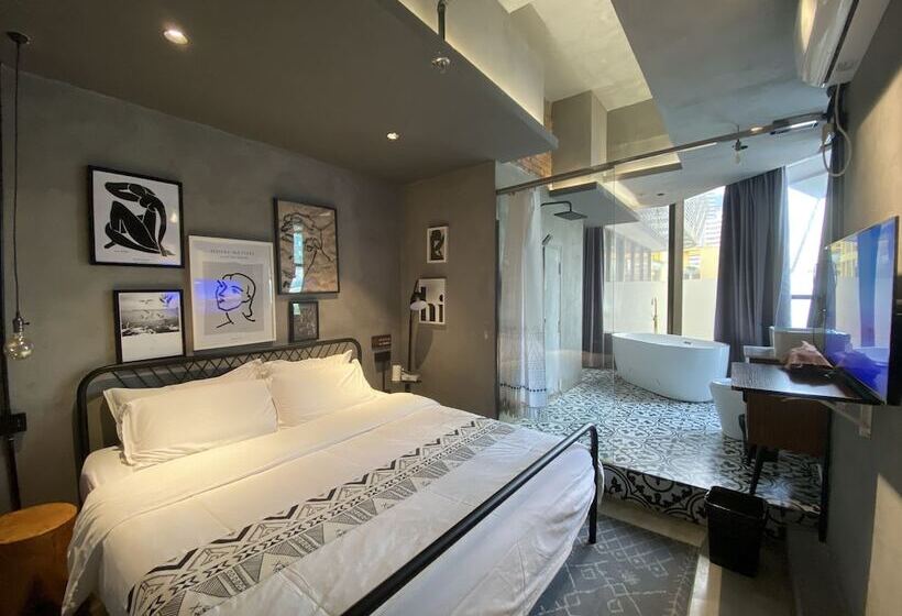 בית מלון כפרי Black Gold Factory Boutique Design