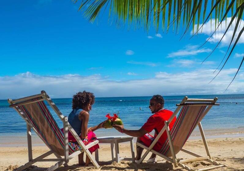 هتل Ecolodge Le Ravoraha