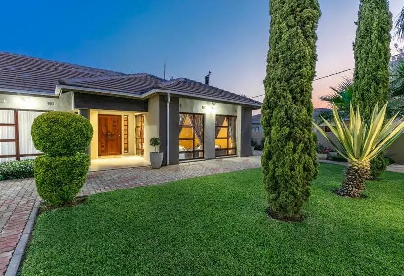 تختخواب و صبحانه Orchid Luxury Boutique Guesthouse