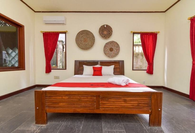 Hotel Reddoorz Plus Near Seminyak Square