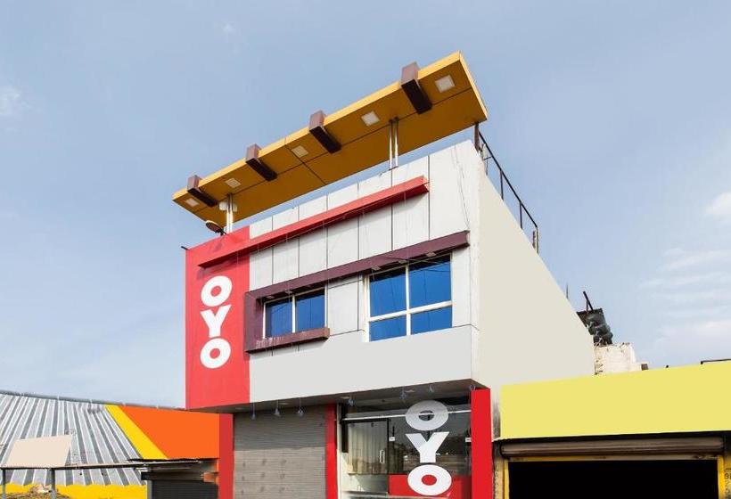 בית מלון כפרי Shreenath Palace