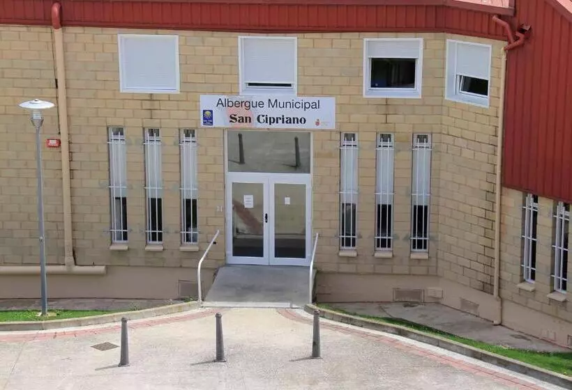 Albergue Turístico San Cipriano