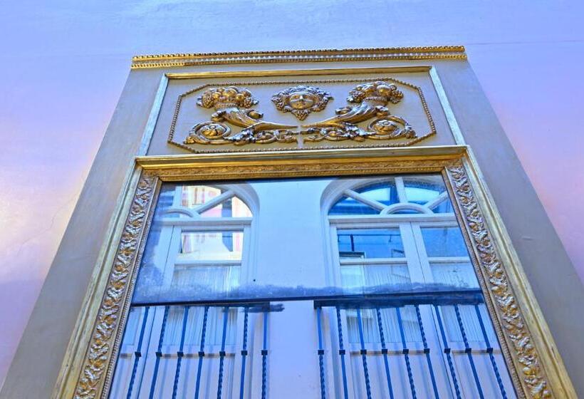 Ch Apartments Boutique