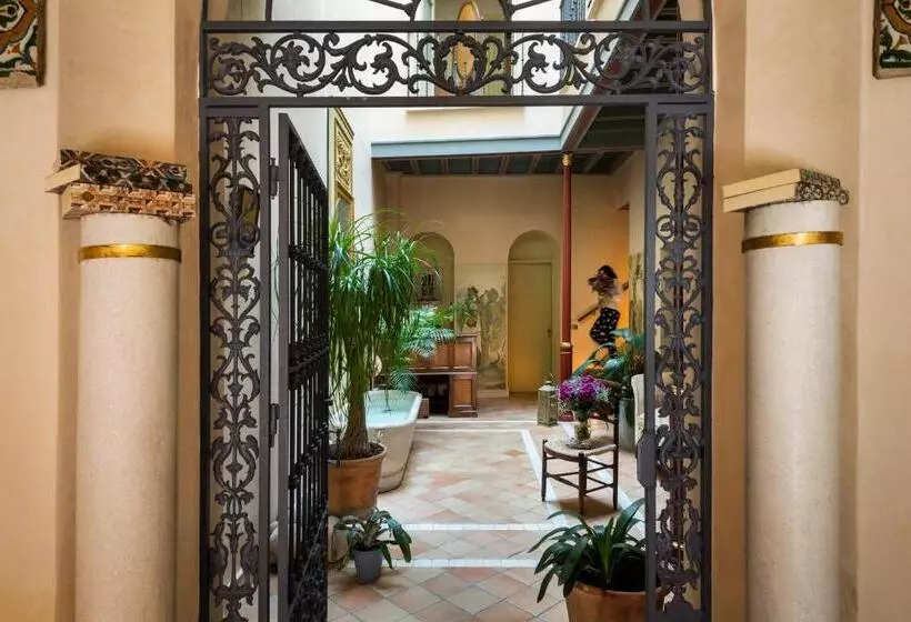 Ch Apartments Boutique