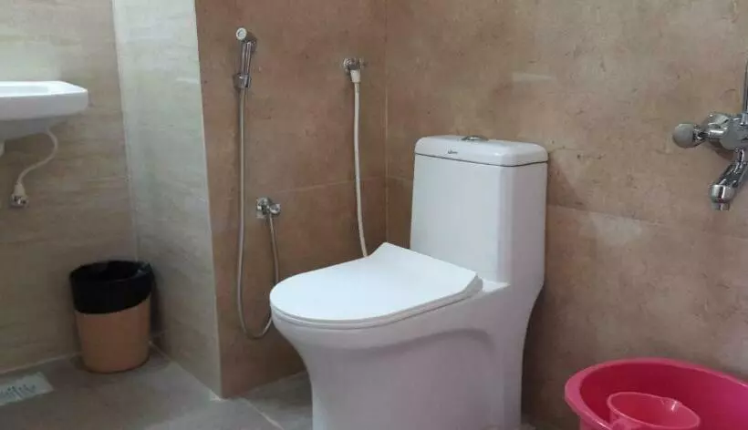 Naadi Hotel New Busstand Thanjavur