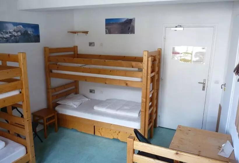 Retkeilymaja Gite L Aiguillette Du Lauzet