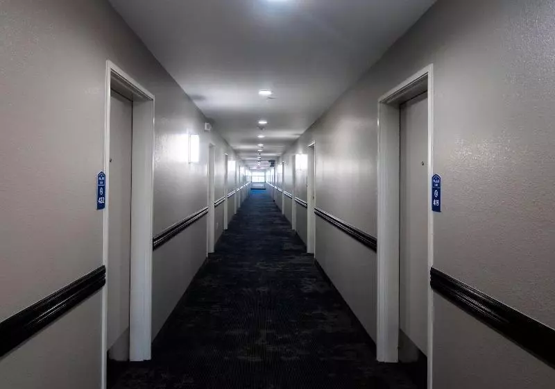ホテル Coratel Inn And Suites By Jasper Saint Paul Minneapolis Inver Grove Heights