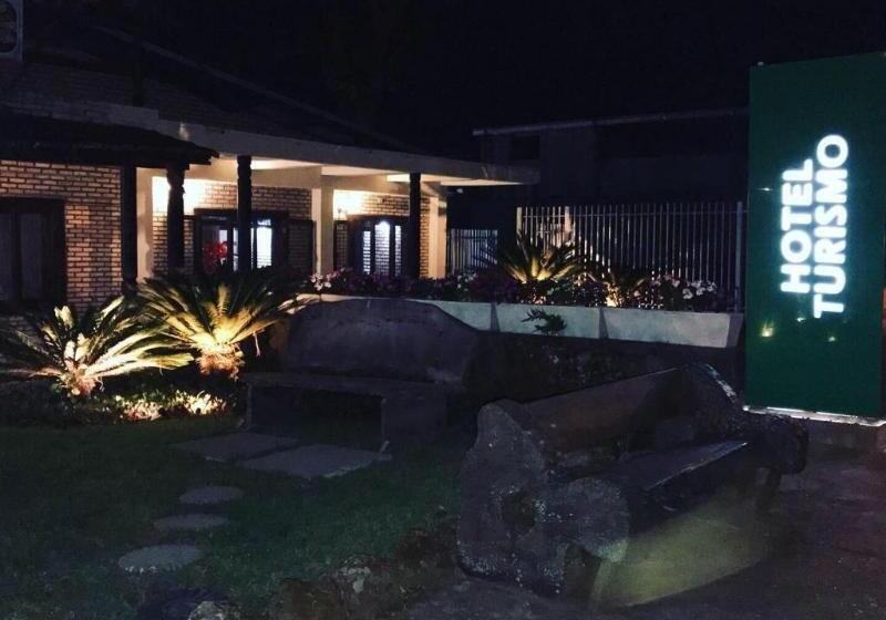 هتل Turismo