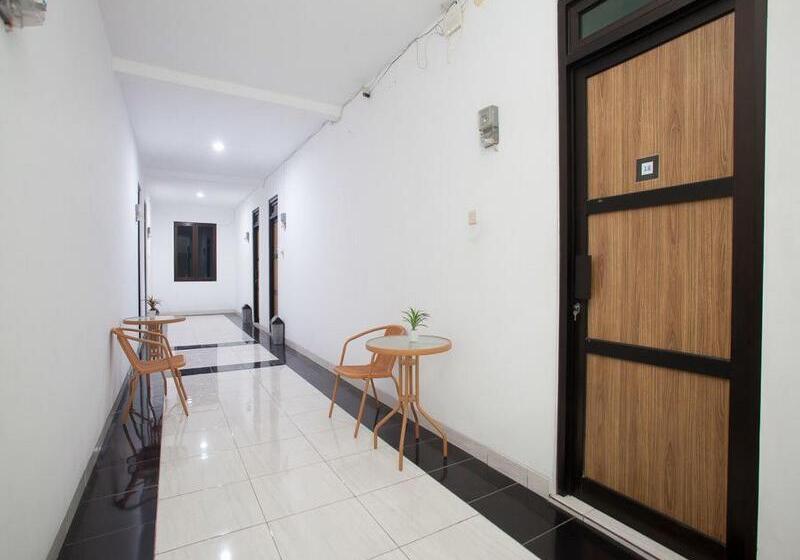 بنسيون Reddoorz Syariah Near Dbl Arena 2