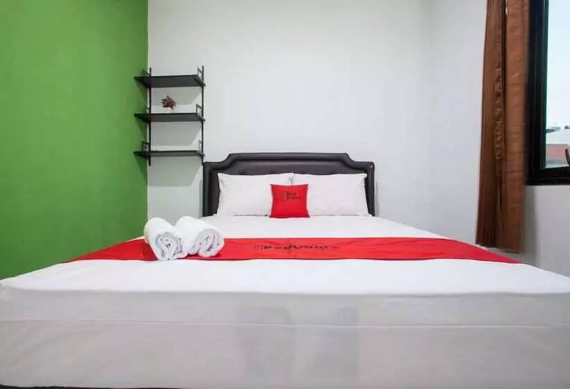 ペンション Reddoorz Syariah Near Dbl Arena 2