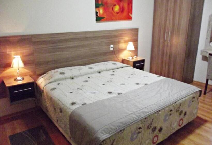 Apart Hotel Acrópolis