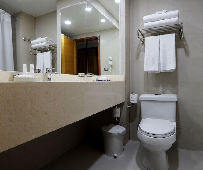 هتل Diego De Almagro Viña Del Mar