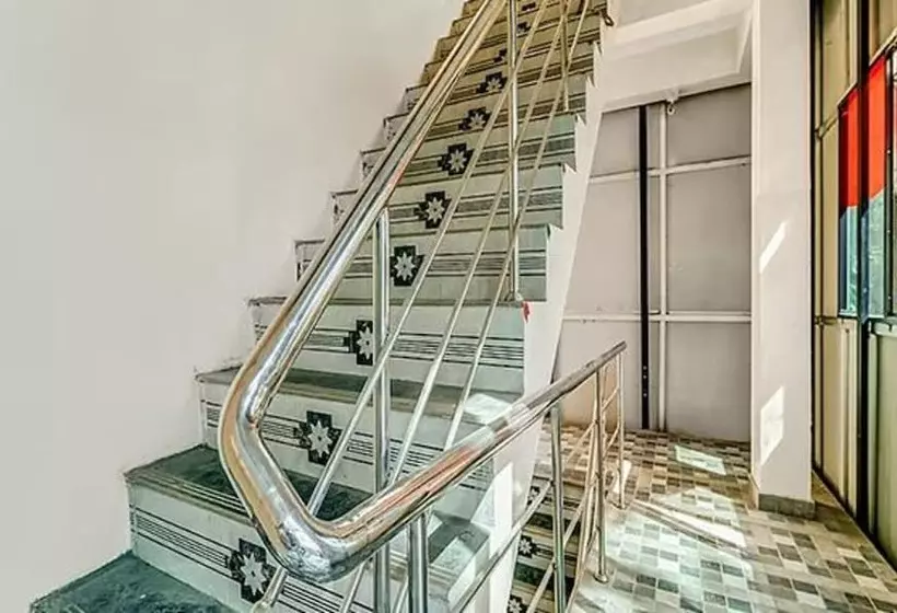 ホテル Oyo Flagship 26714 Sri Balaji Castle