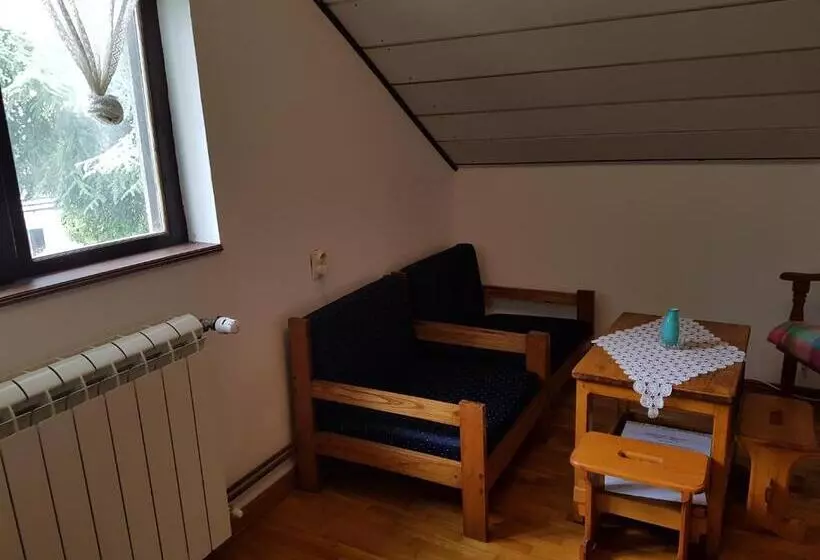 پانسیون Nena & Rale Rooms