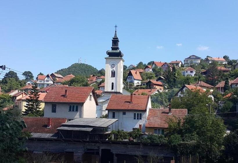 پانسیون Nena & Rale Rooms