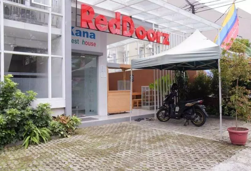 ペンション Reddoorz Near Gor Satria Purwokerto