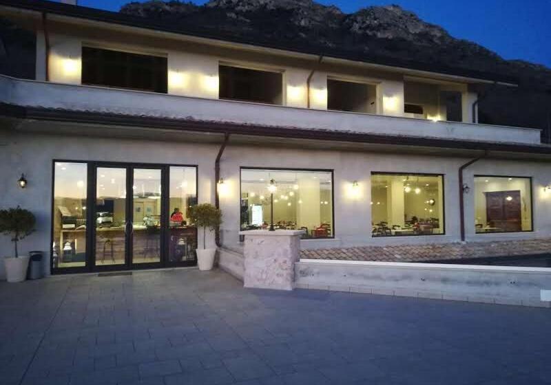 منتجع Tenuta Terra E Sole