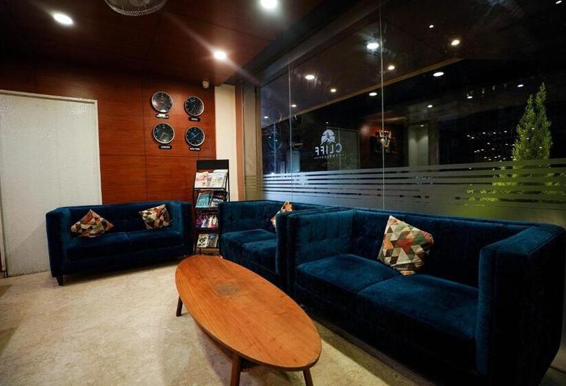 Hotel Cliff Embassy Banquet And Suites