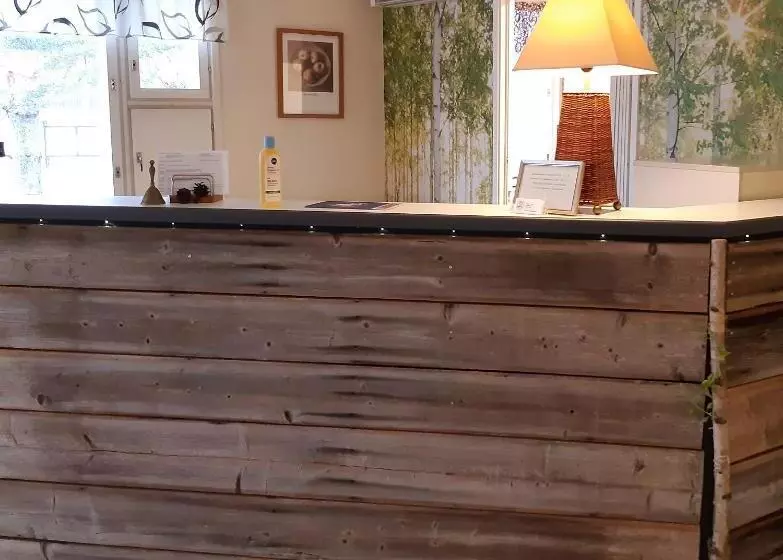 Hotelli Gasthaus Henri