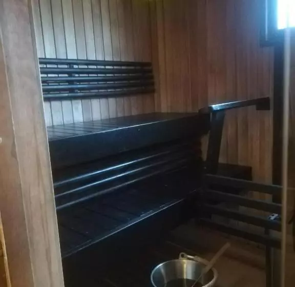 Hotelli Gasthaus Henri