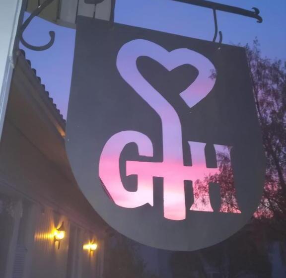 בית מלון כפרי Gasthaus Henri