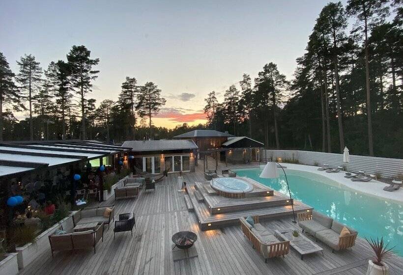 בית מלון כפרי Hölick Havsresort