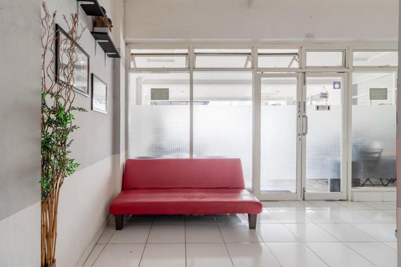 בית מלון כפרי Reddoorz Syariah @ Wisma Arya 2