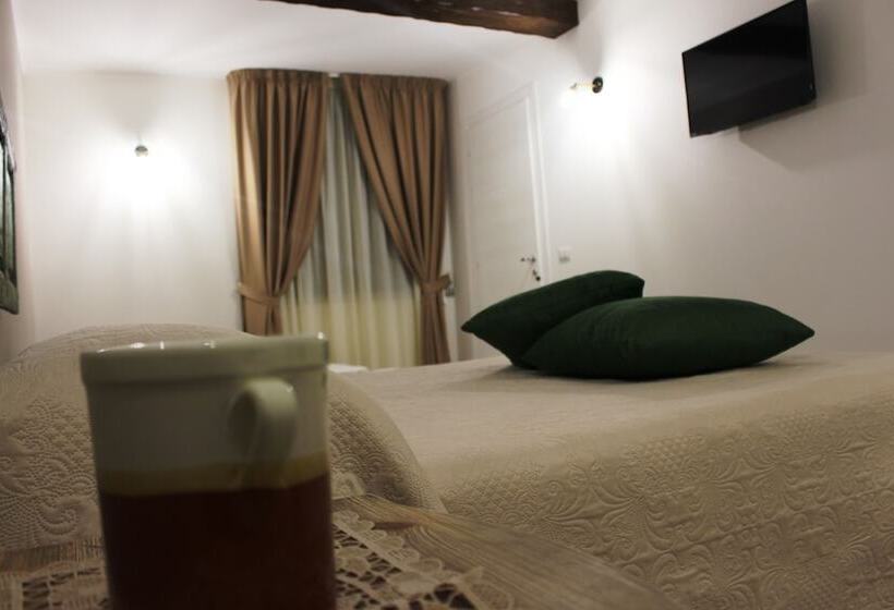 مبيت وإفطار Casa Mazzone