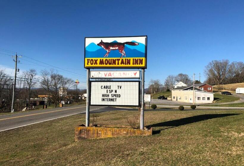 ホテル Fox Mountain Inn