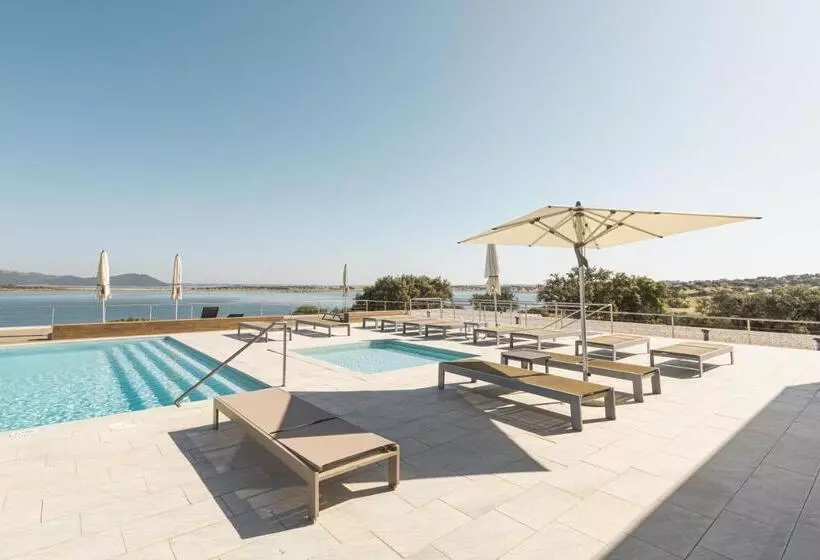 Hotelli Herdade Dos Delgados