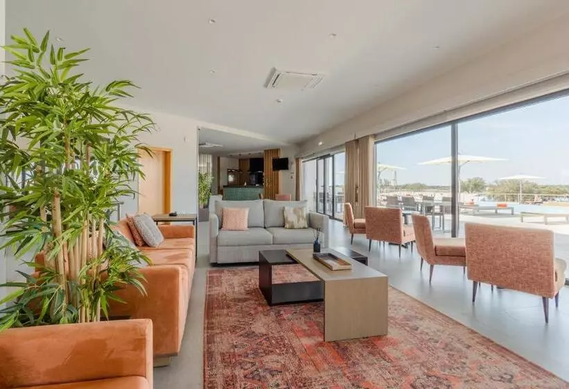 Hotelli Herdade Dos Delgados