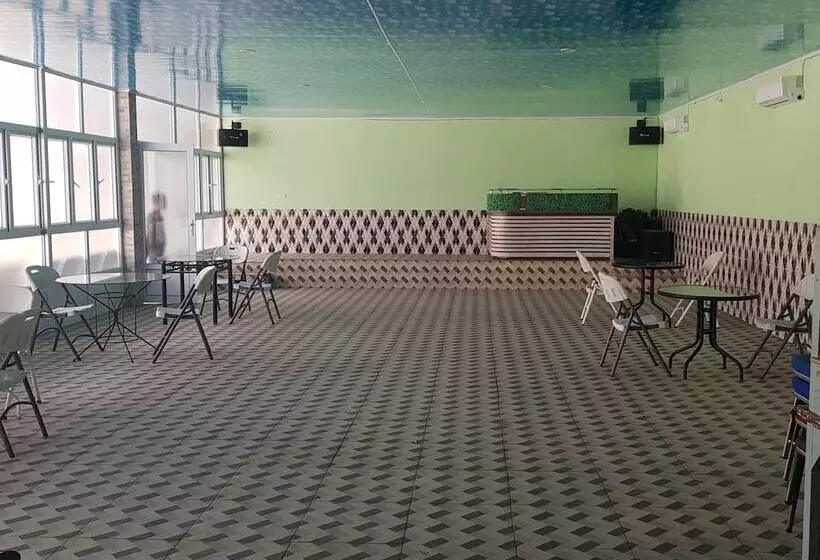 Hotelli Mega Nasional Seaview