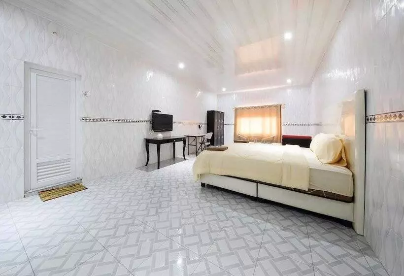 Hotelli Mega Nasional Seaview