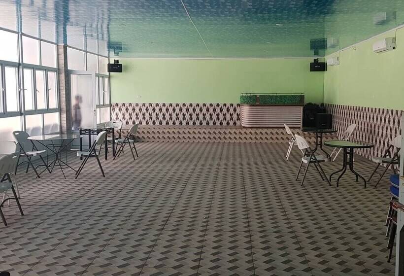 בית מלון כפרי Mega Nasional Seaview